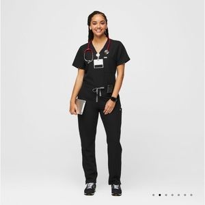 FIGS scrubs set. Includes XS top and XXS bottoms
